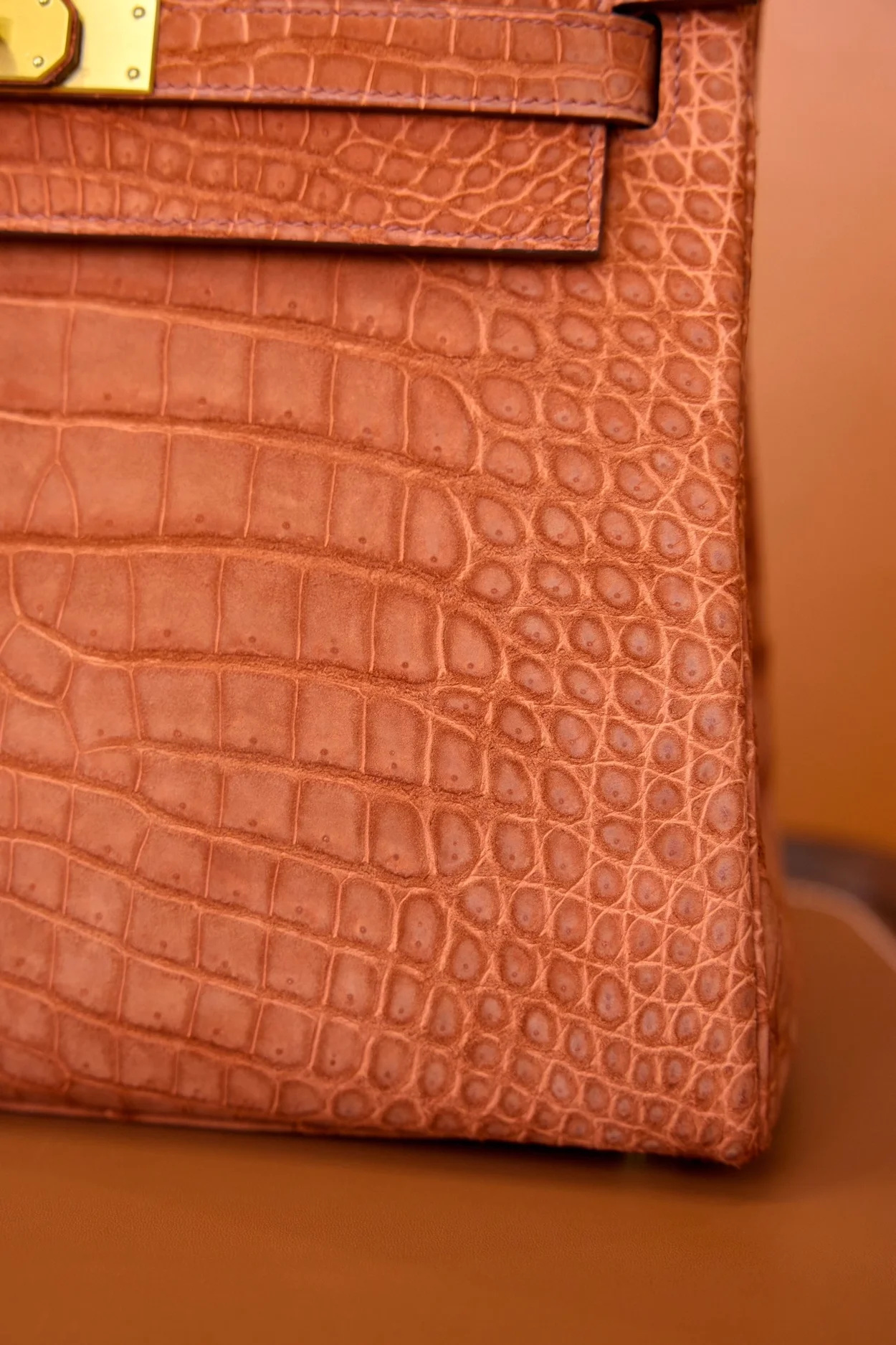 에르메스 켈리 28 르투르네 Nubuck 골드 하드웨어 (100% HAND MADE)