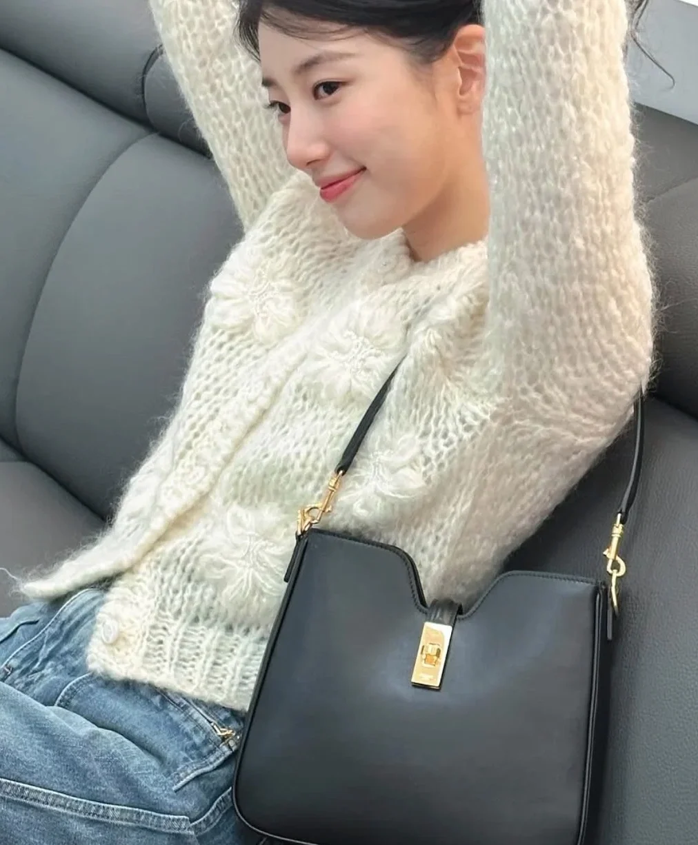 셀린느 스몰 소프트 16 까미유 백