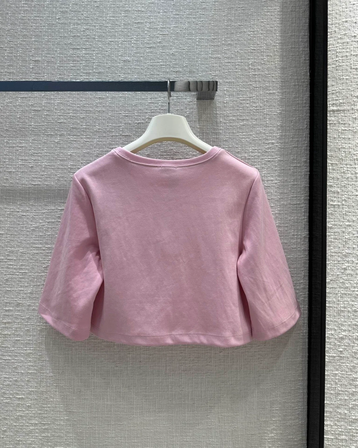 로에베 크롭 핑크 티셔츠