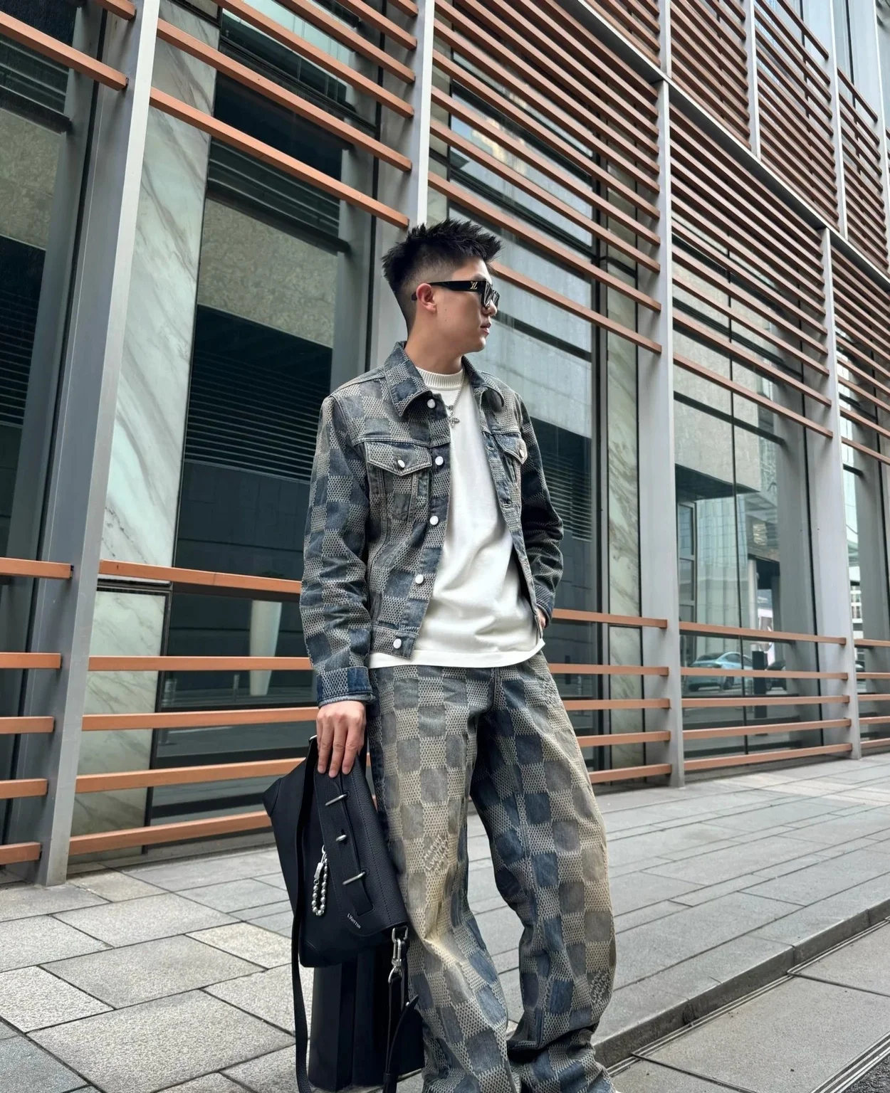 루이비통 다미에 워시드 데님 재킷 1AFWW6