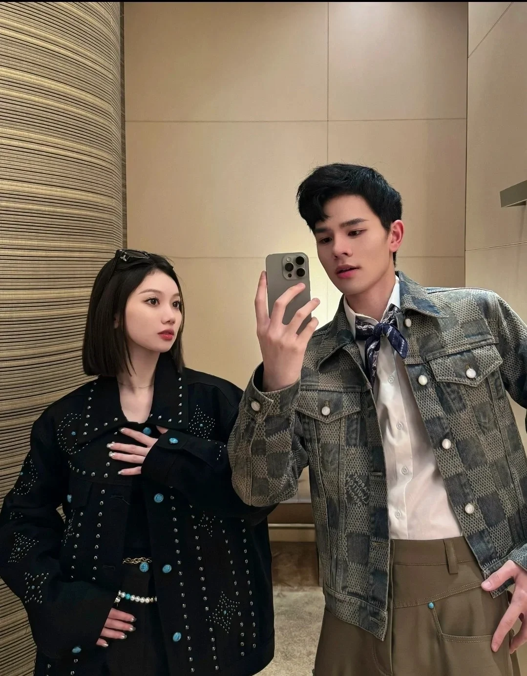 루이비통 다미에 워시드 데님 재킷 1AFWW6
