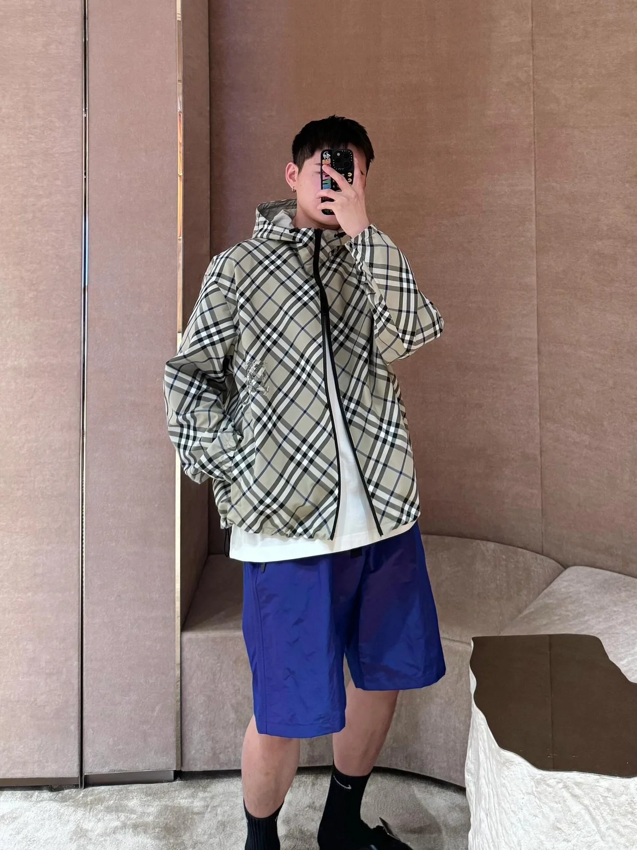 버버리 크롭 리버시블 체크 재킷