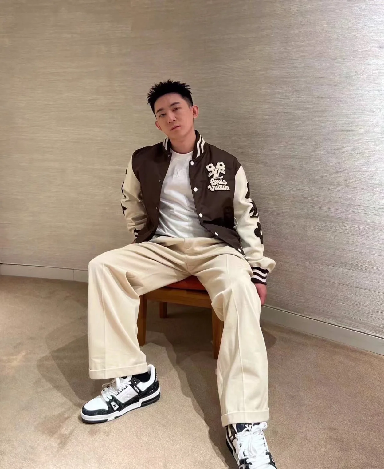 루이비통 엠브로이더드 바시티 재킷 1AFPWS