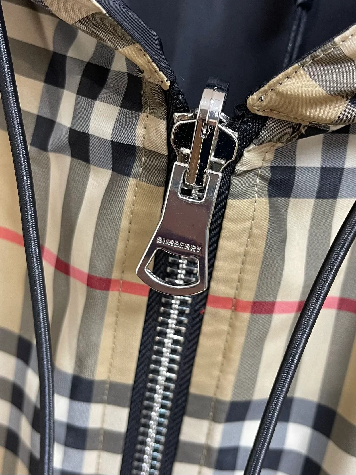 버버리 아카이브 베이지 리버시블 후드 재킷