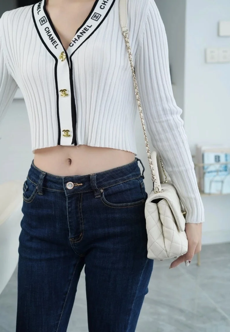 샤넬 코코핸들 오프화이트 스몰 캐비어
