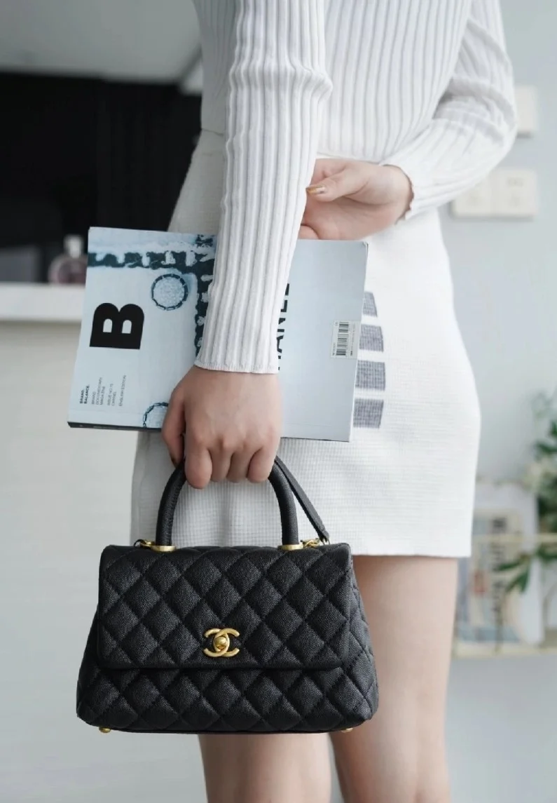 샤넬 코코핸들 블랙 금장 스몰 캐비어
