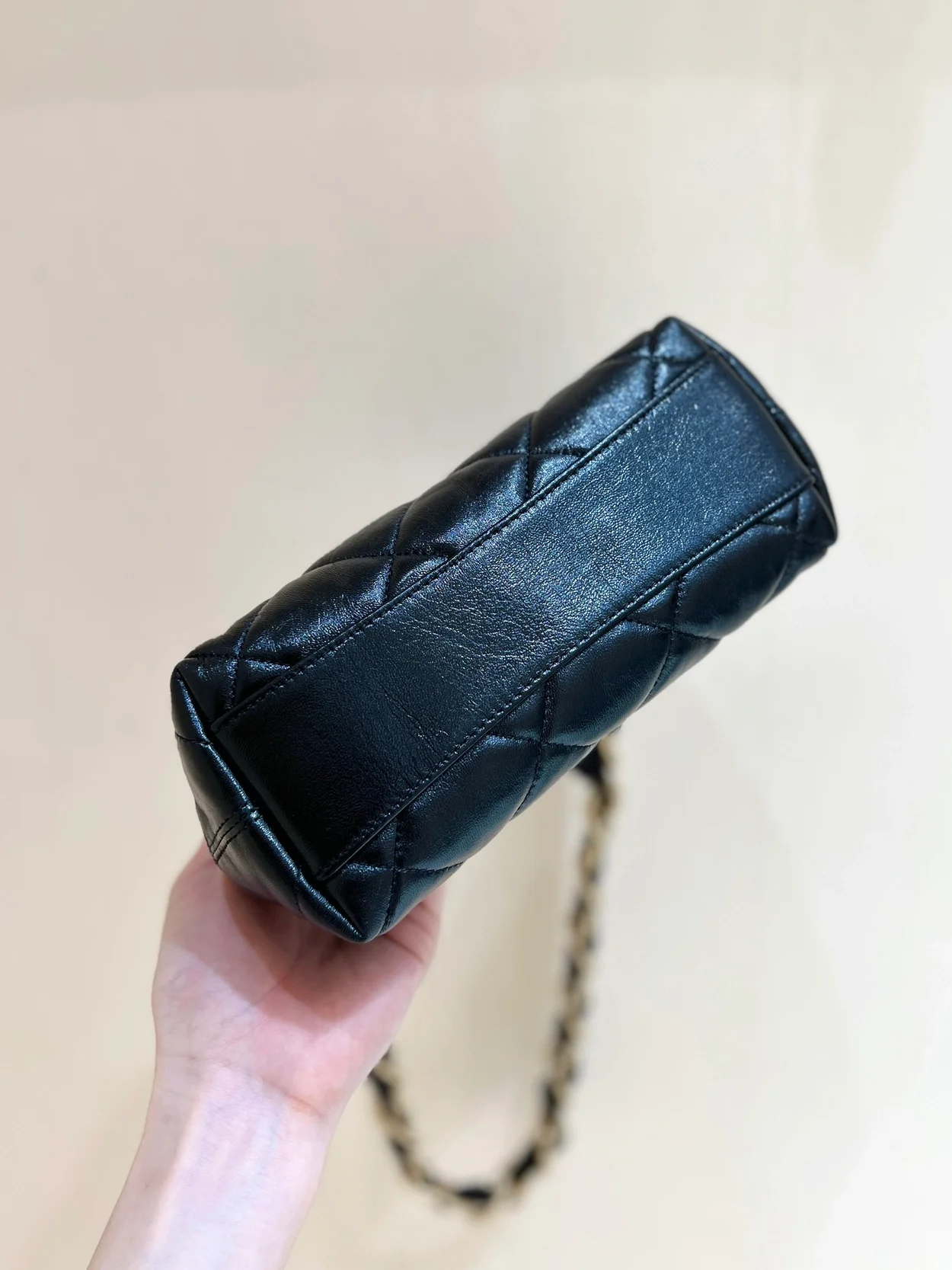 샤넬 램스킨 스몰 호보 백