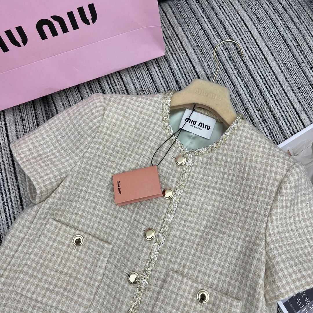 미우미우 싱글브레스트 체크 라메 재킷