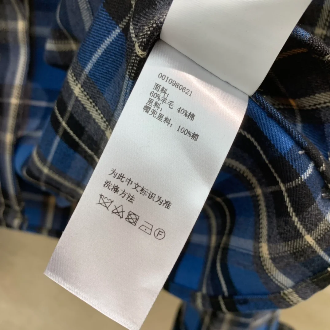 로에베 후드 크롭 체크 자켓