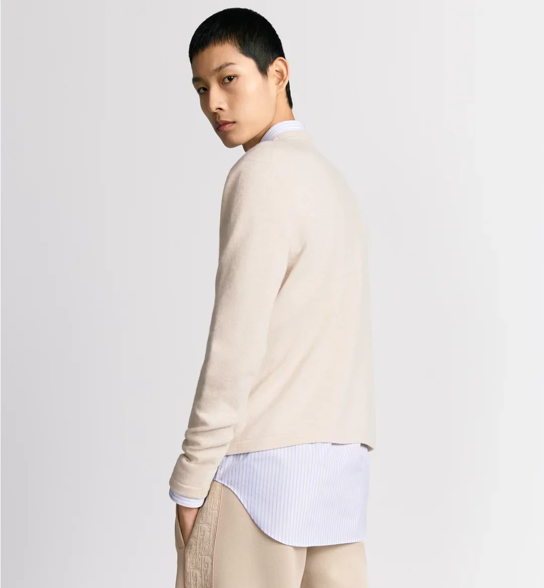 디올 아이콘 베이지 버진울 스웨터