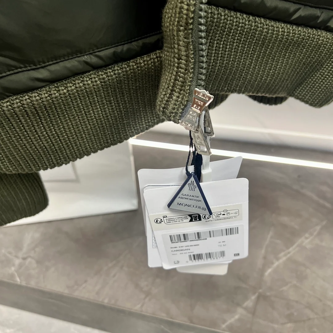 몽클레어 패딩 울 가디건 카키