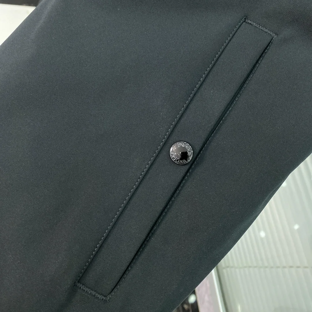 버버리 로고 아플리케 라이트 자켓