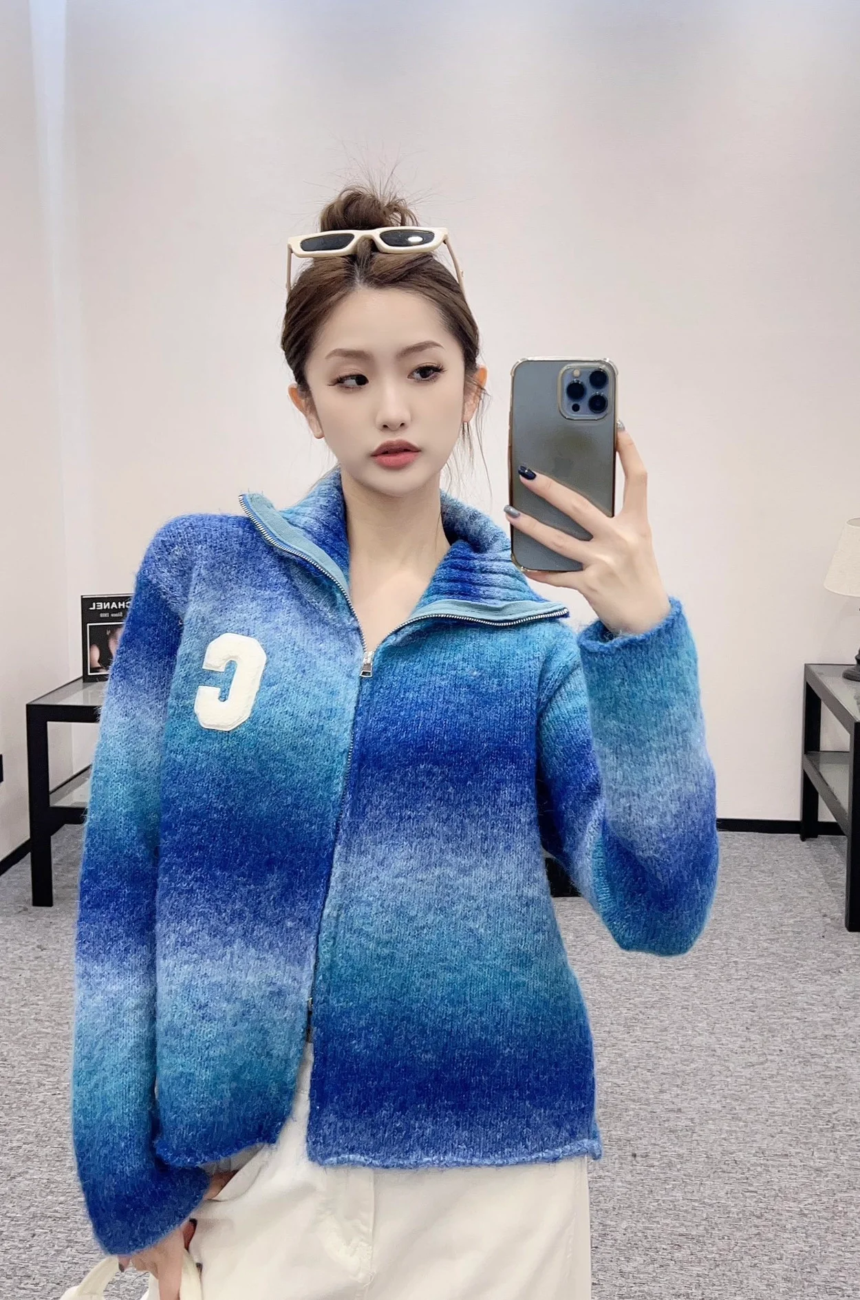 셀린느 울 모헤어 로고 니트 가디건 블루