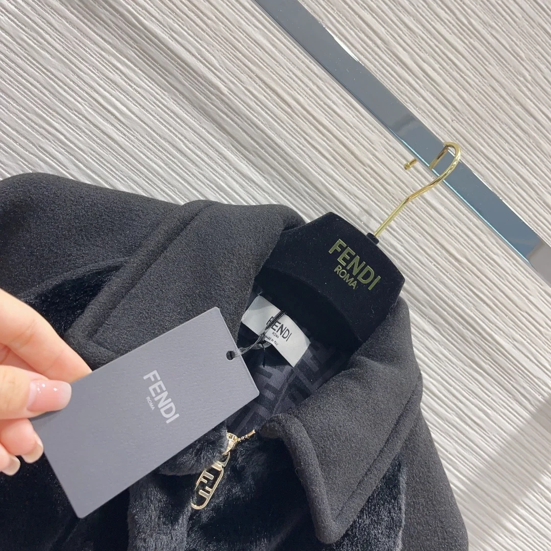 펜디 블랙 울 밍크 자켓
