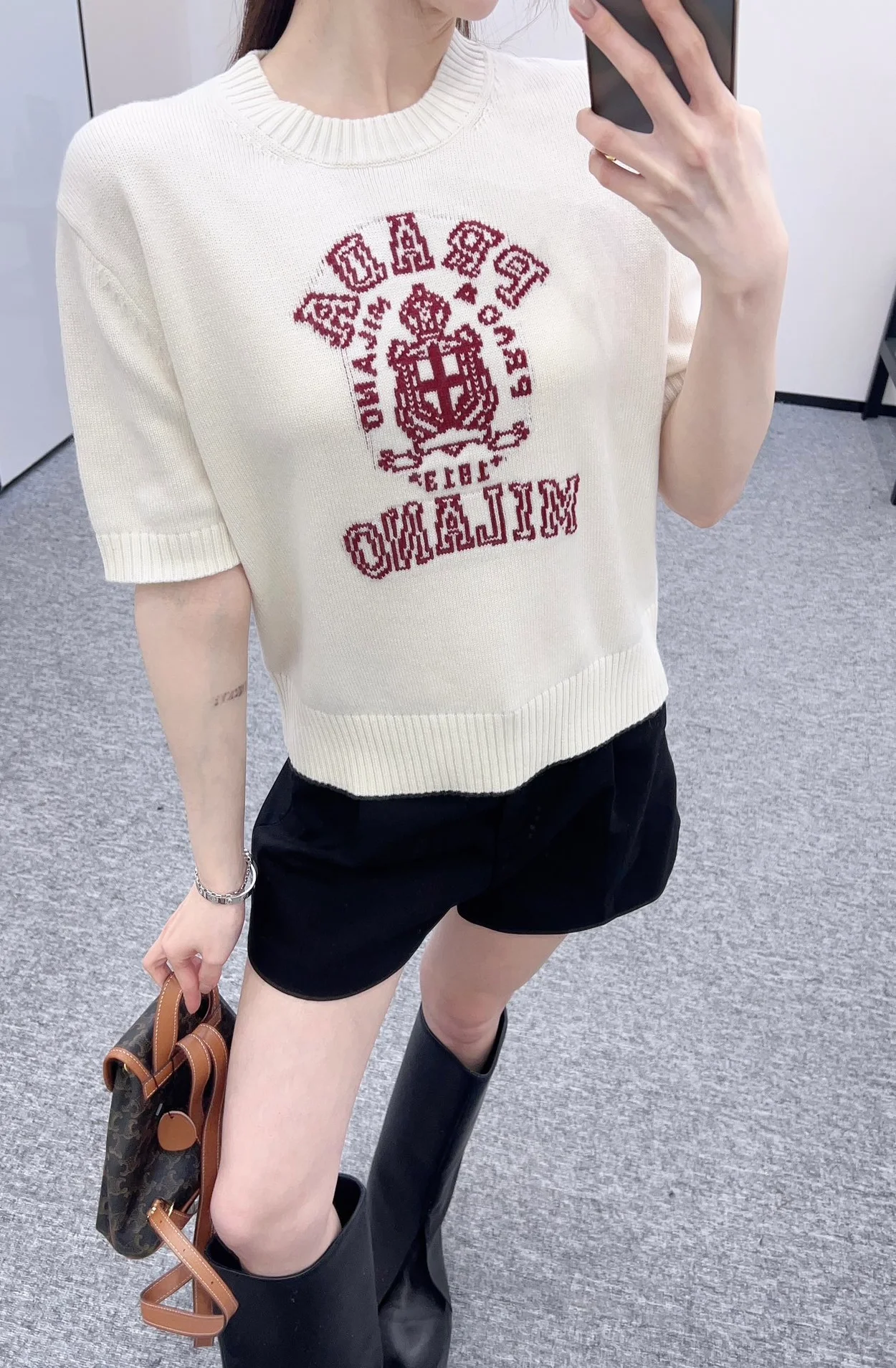 프라다 울 캐시미어 크루넥 스웨터 아이보리