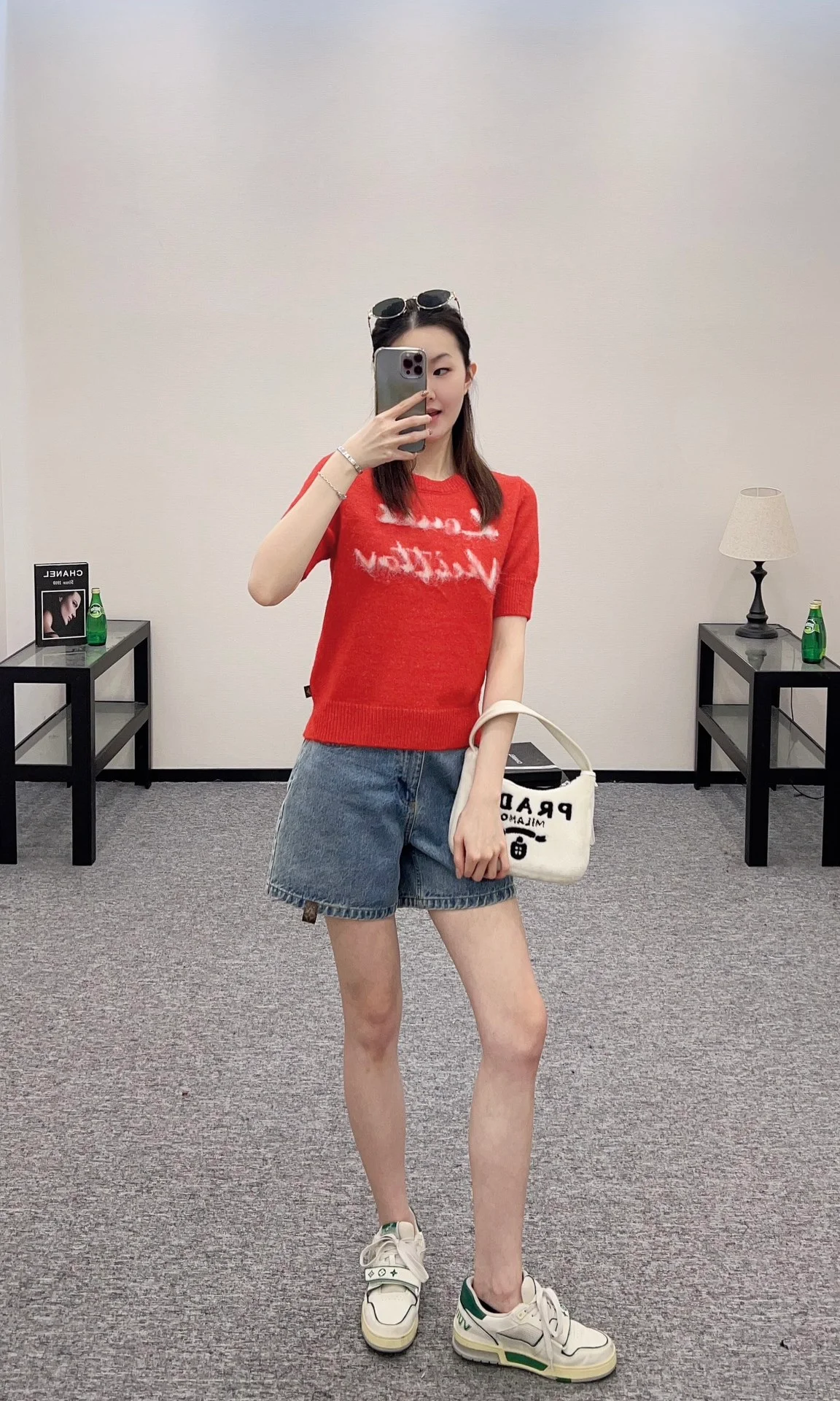 루이비통 브러쉬드 니트 탑