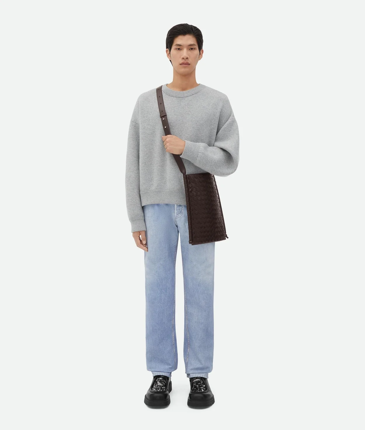 보테가 베네타 인트레치아토 라지 플랫 루프백 (2color)