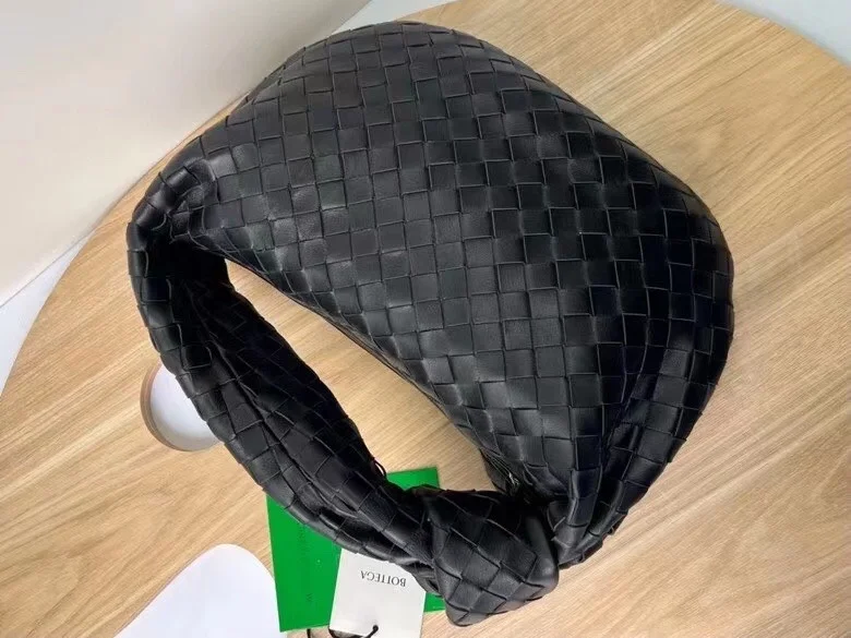 보테가 베네타 틴 조디 블랙
