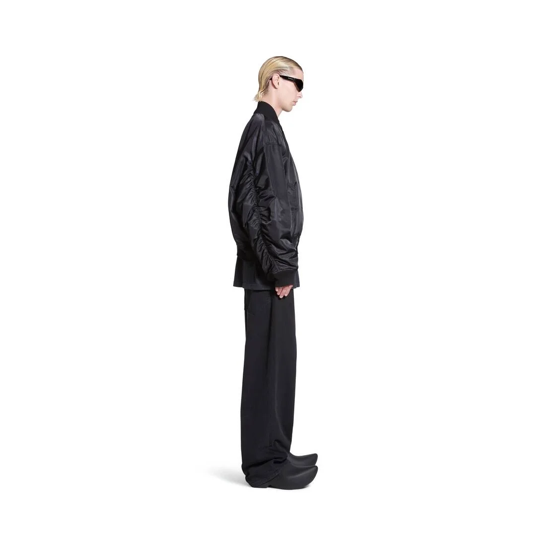 발렌시아가 폴리티컬 푸퍼 자켓