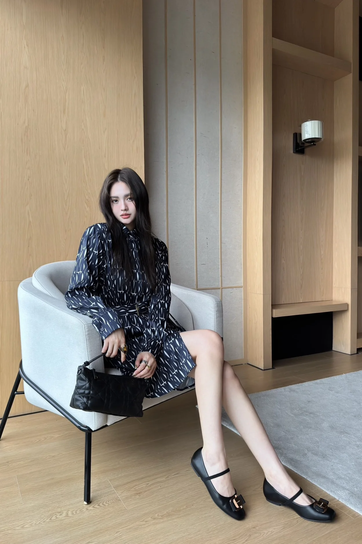 디올 네이비 블루 Miss Dior Allover 모티브 벨트 셔츠 드레스