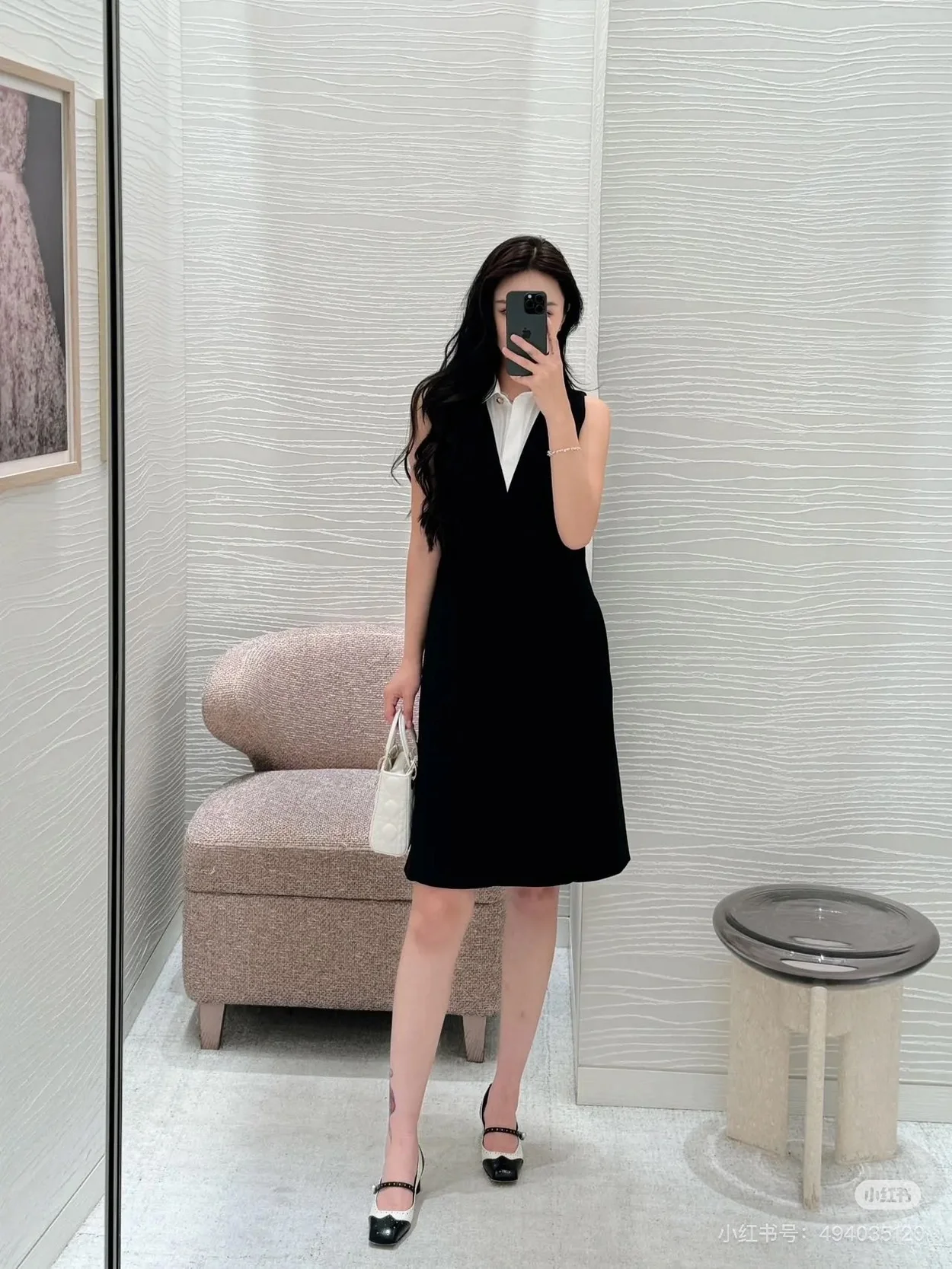 디올 스프레드 칼라 드레스