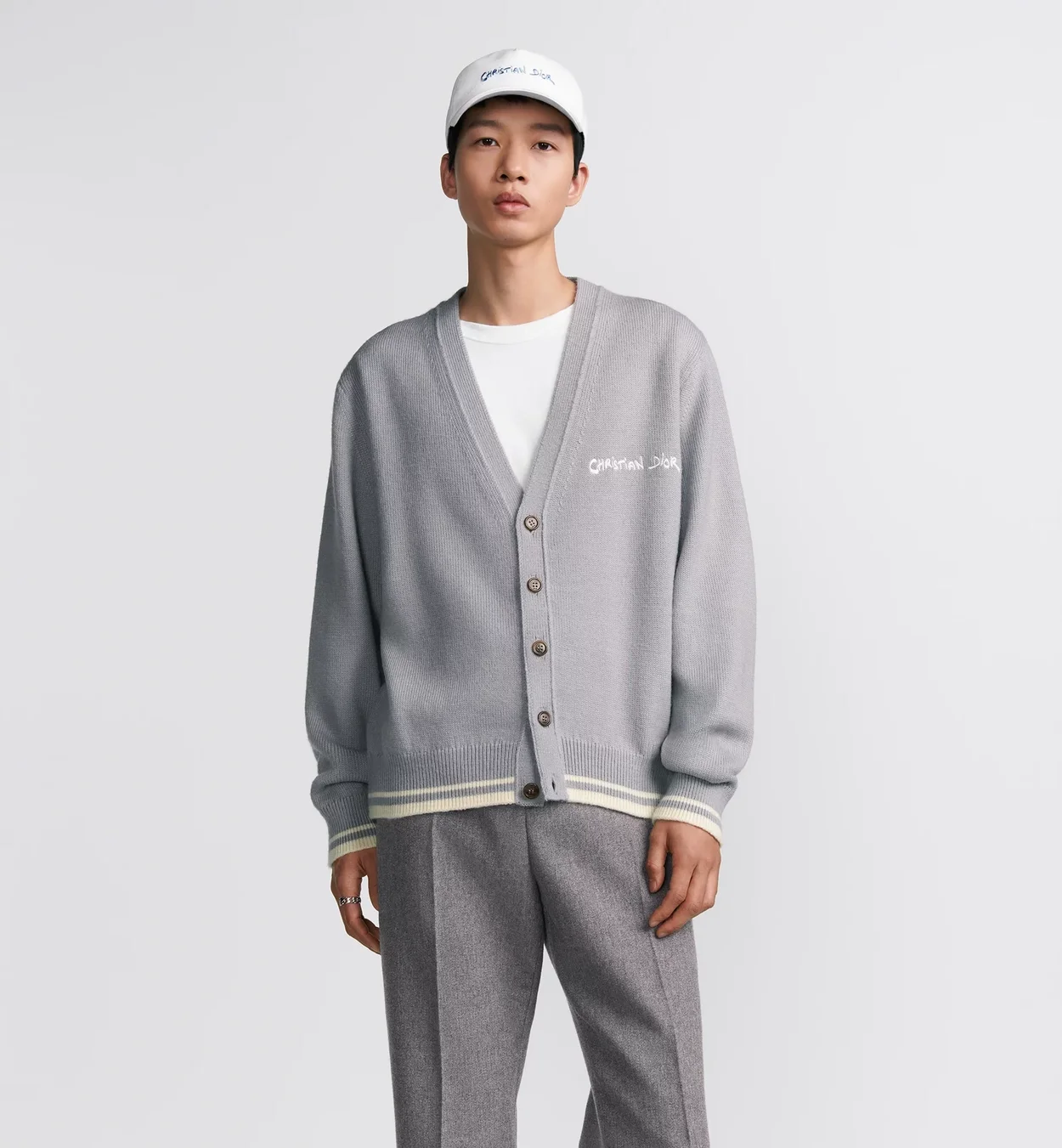 디올 크리스찬 디올 태그 가디건 (2color)
