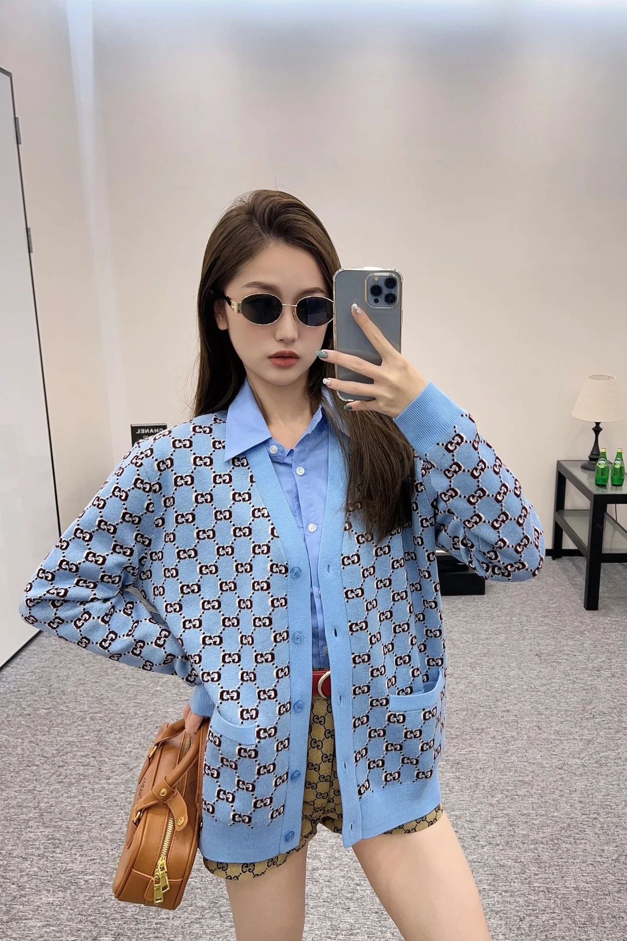 구찌 GG 섀도우 울 자카드 가디건