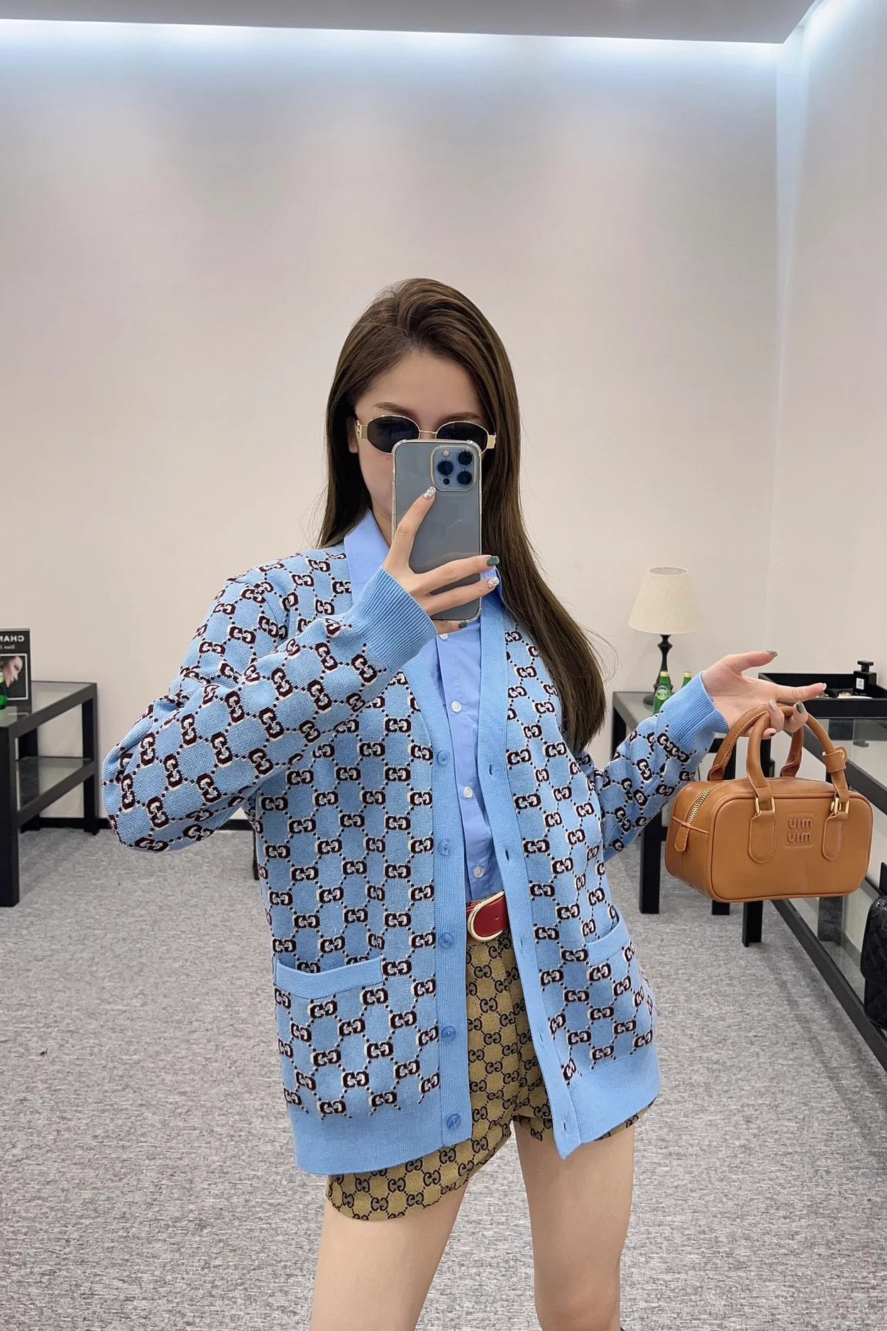 구찌 GG 섀도우 울 자카드 가디건