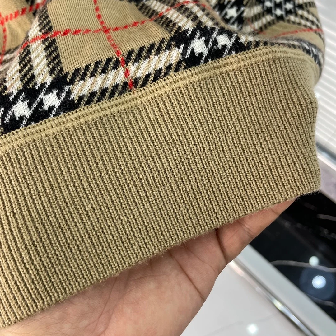 버버리 체크 자카드 니트