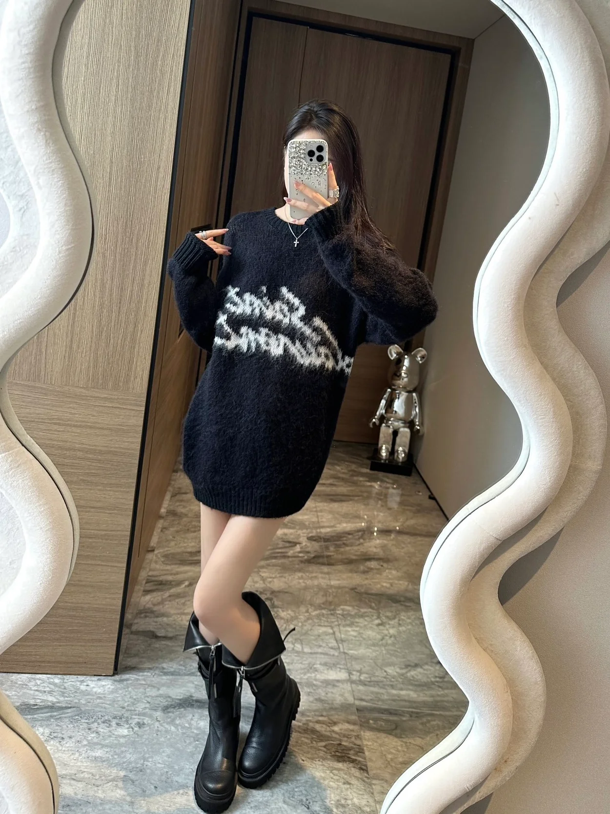생로랑 모헤어 90S 스웨터