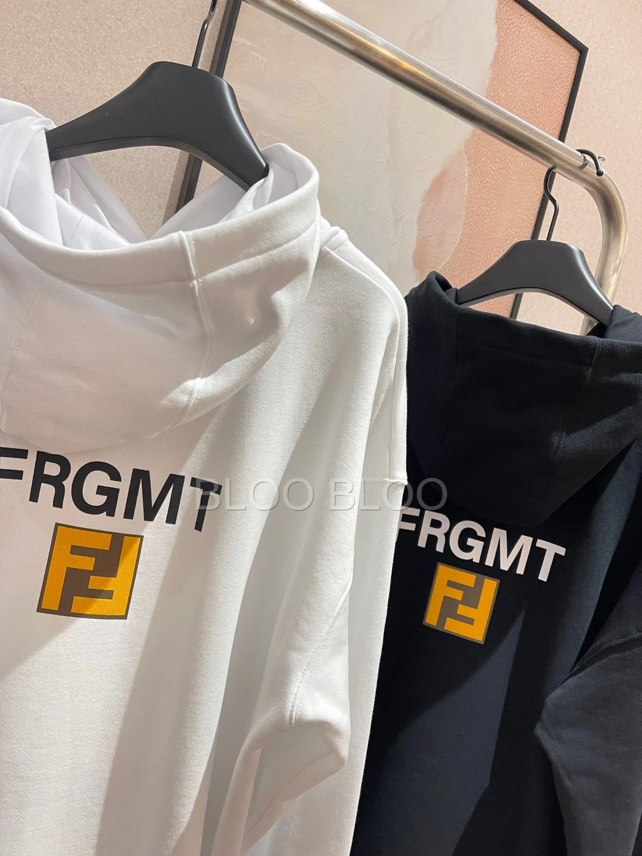 펜디 x 프라그먼트 x 포켓몬 스웨트셔츠 화이트