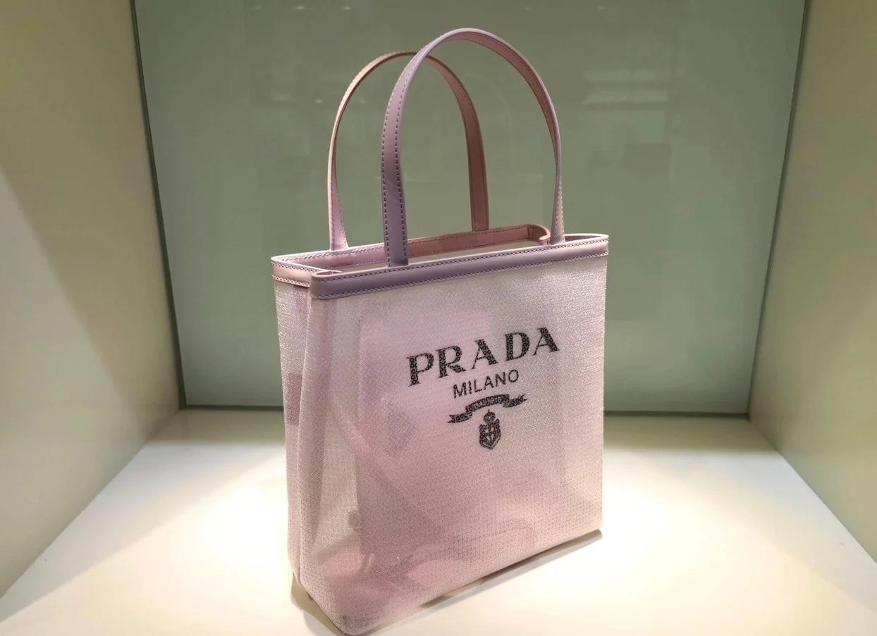 프라다 스몰 시퀸 메쉬 토트백 핑크