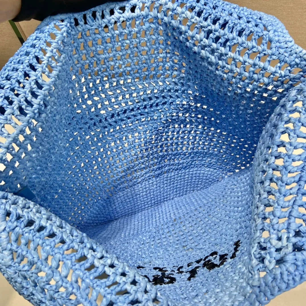 프라다 라피아 토트백 블루