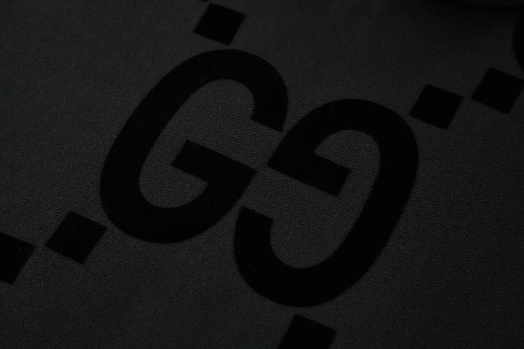 구찌 GG 플로킹 코튼 플리스 스웨트 셔츠
