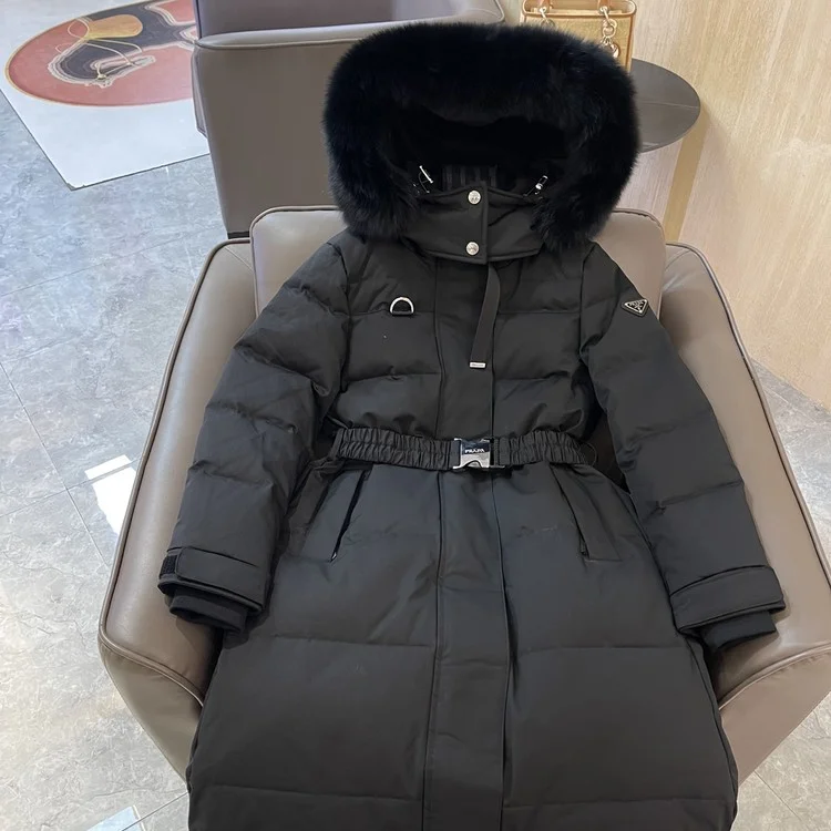 프라다 벨트 다운 패딩 블랙