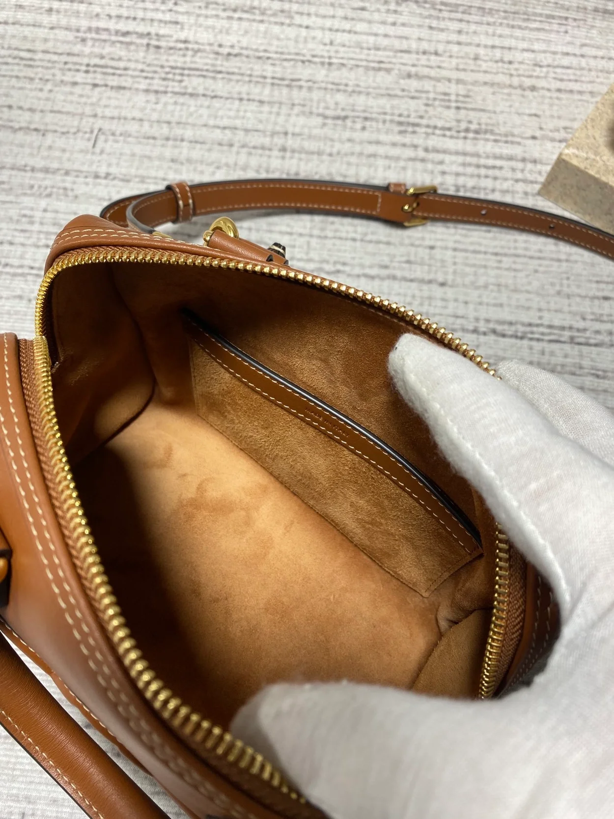 셀린느 퀴르 트리옹프 스몰 보스턴 백 브라운