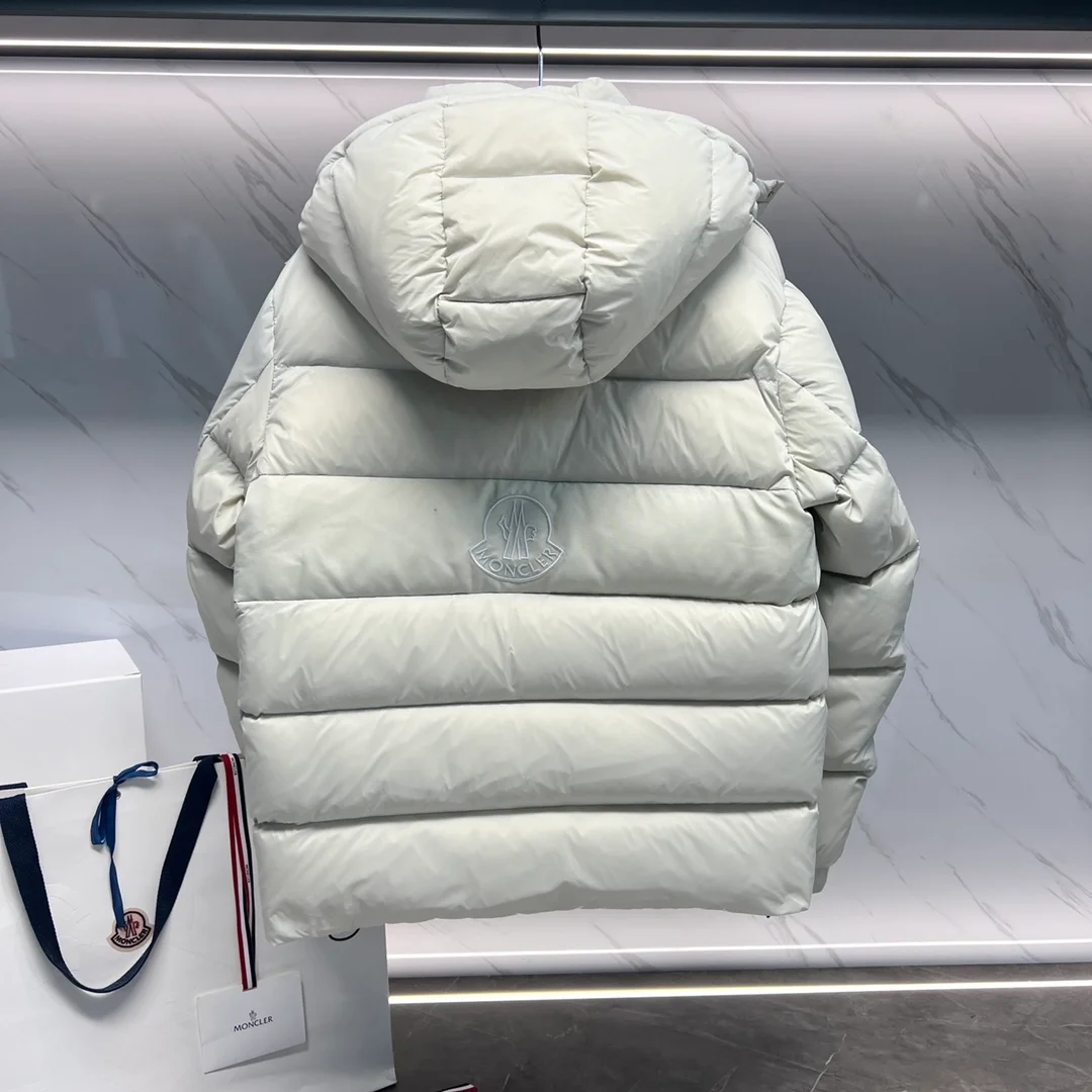 몽클레어 케린치 후디드 푸퍼 재킷