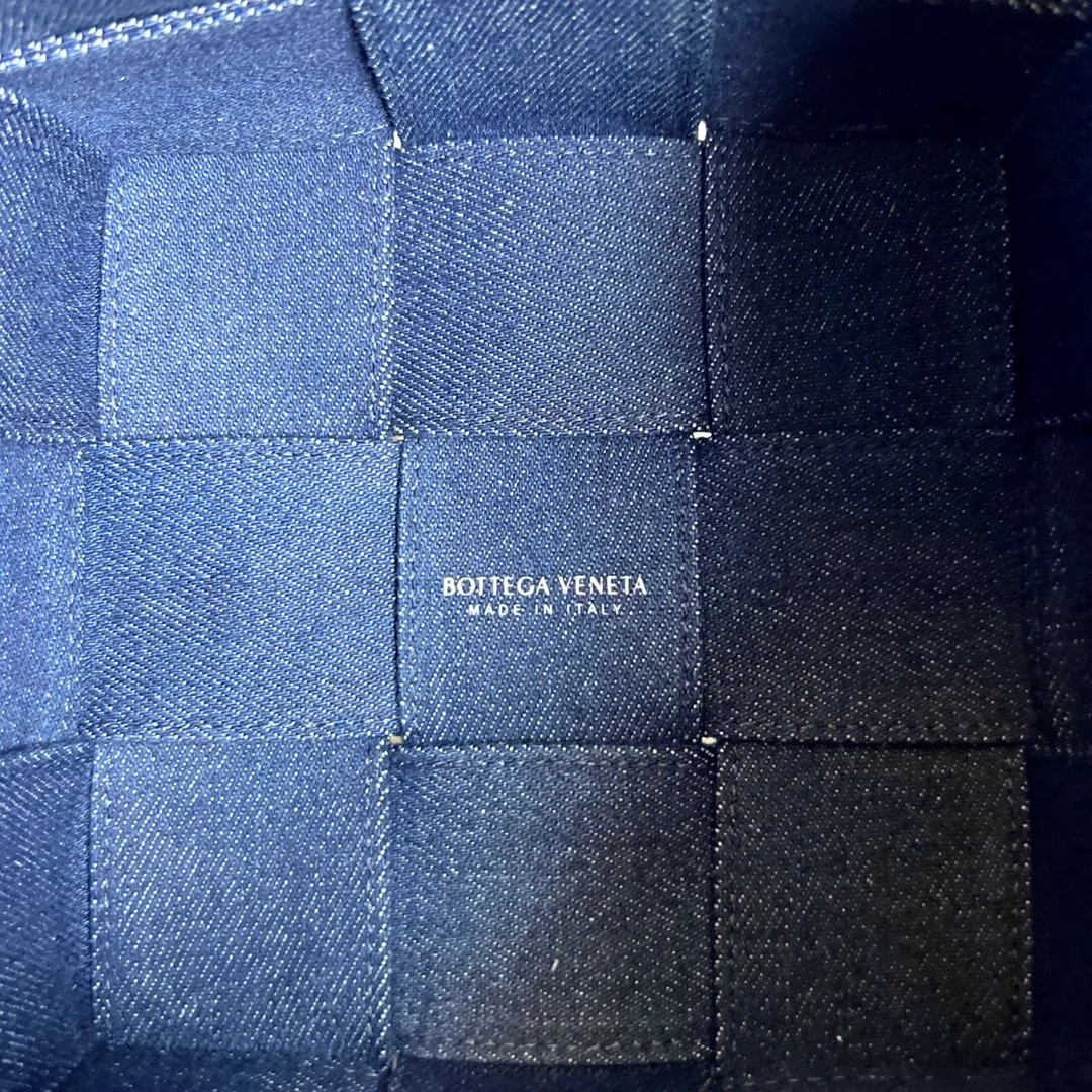 보테가 베네타 인디고 스몰 카세트 크로스바디백