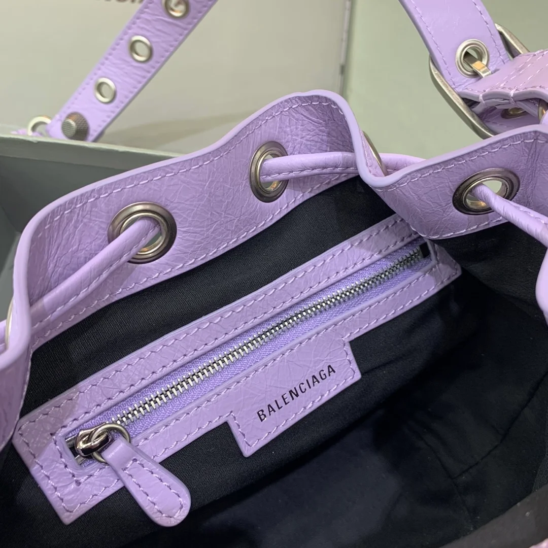 발렌시아가 르카골 XS 버킷백