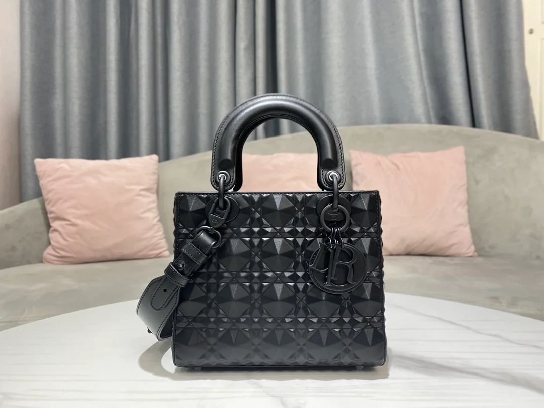 디올 레이디 ABCDIOR 다이아몬드 백 블랙
