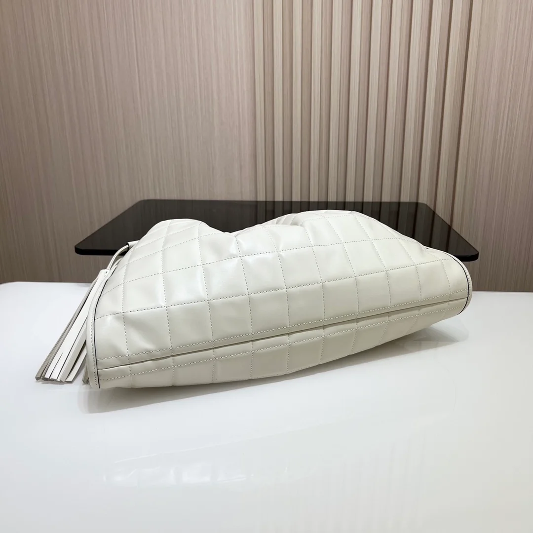 구찌 데코 미디엄 토트백 화이트 레더백