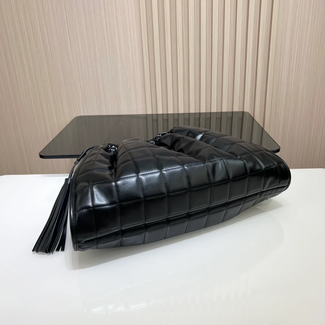 구찌 데코 블랙 레더 라지 토트백