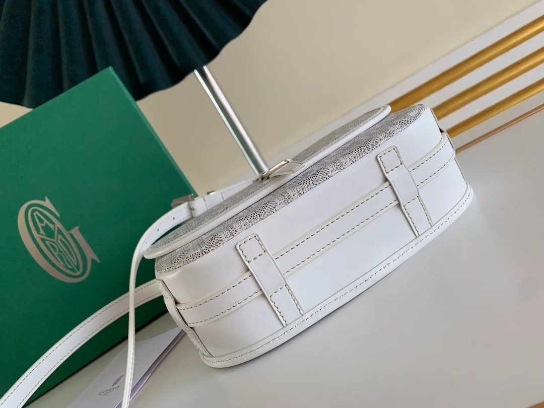 고야드 벨베데르 백 PM 화이트