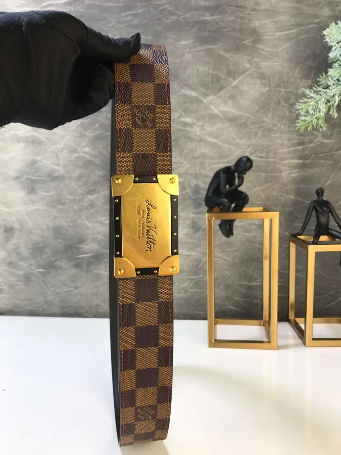 루이비통 네오 인벤투어 리버서블 벨트 40mm M9235T