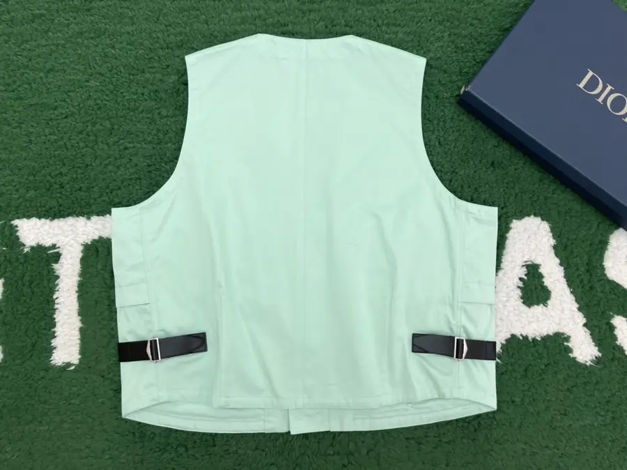 디올 앤드 스톤 아일랜드 베스트 (2color)