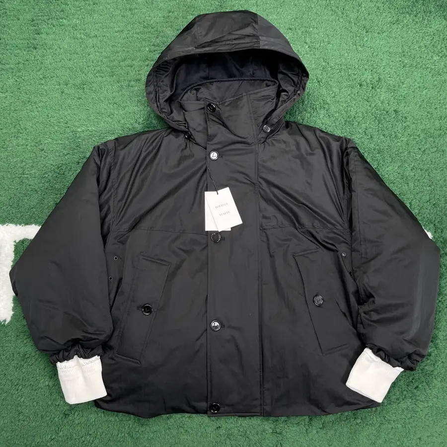 보테가 베네타 블랙 자켓
