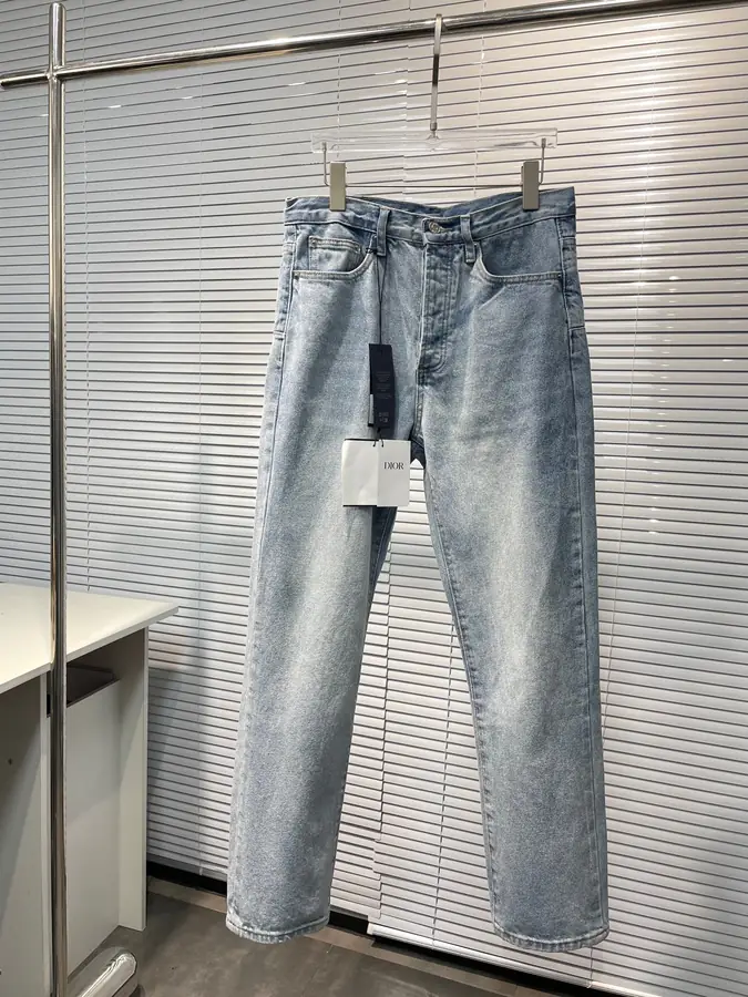 디올 레귤러 라이트 블루 데님 진