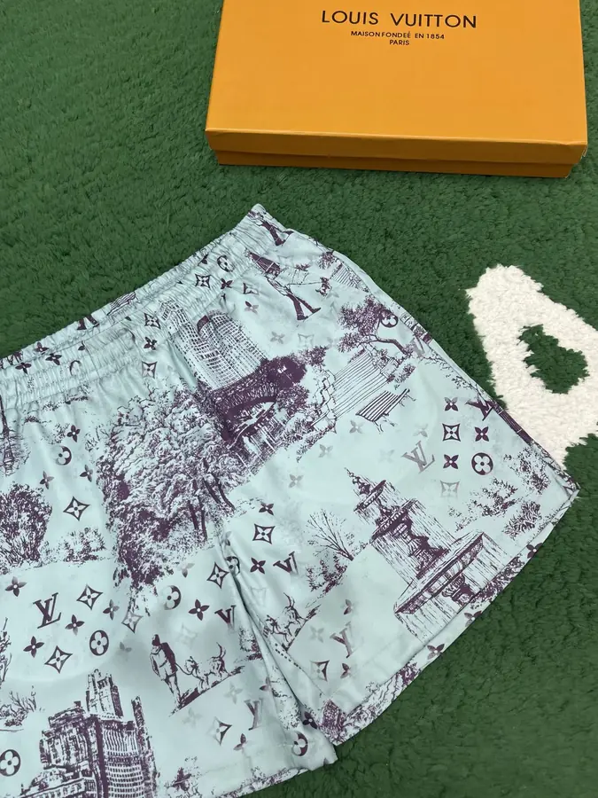 루이비통 모노그램 시티워크 프린티드 실크 쇼츠