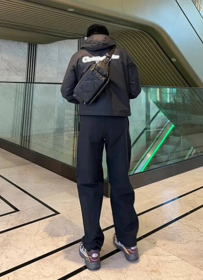 디올 크리스찬 디올 꾸띄르 윈드브레이커