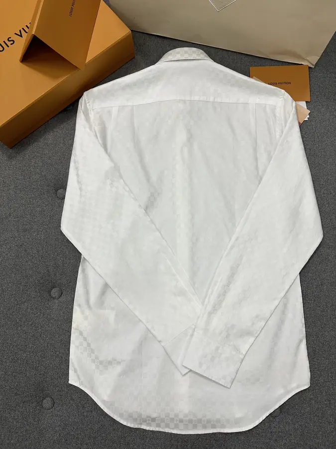 루이비통 DNA 칼라 레귤러 셔츠 1AATUF